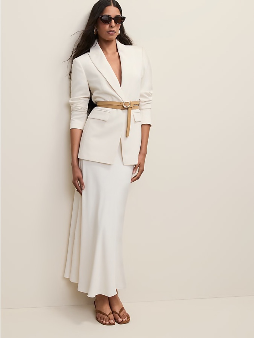 Ann Taylor The Petite Fitted Long Blazer in Fluid Crepe 848221